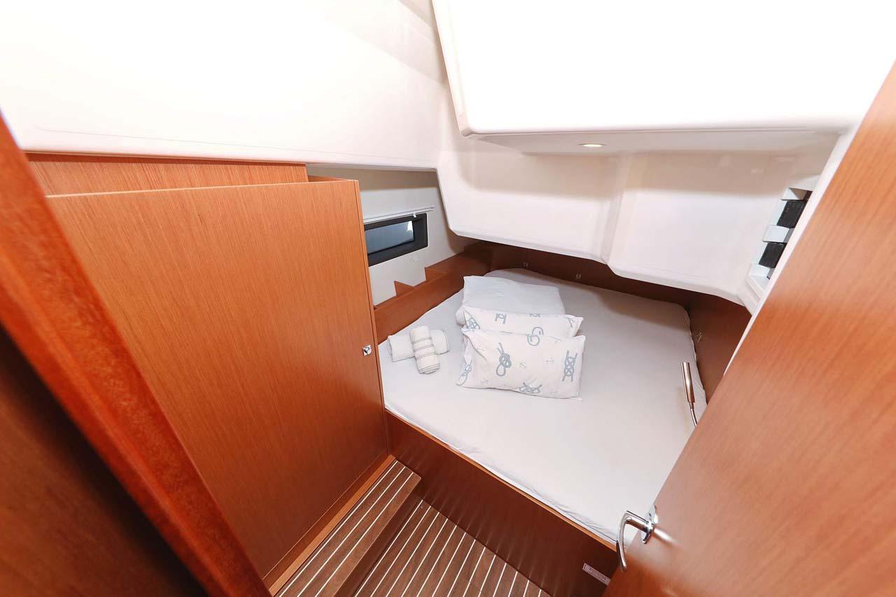 Bavaria C42 Style, picture 24