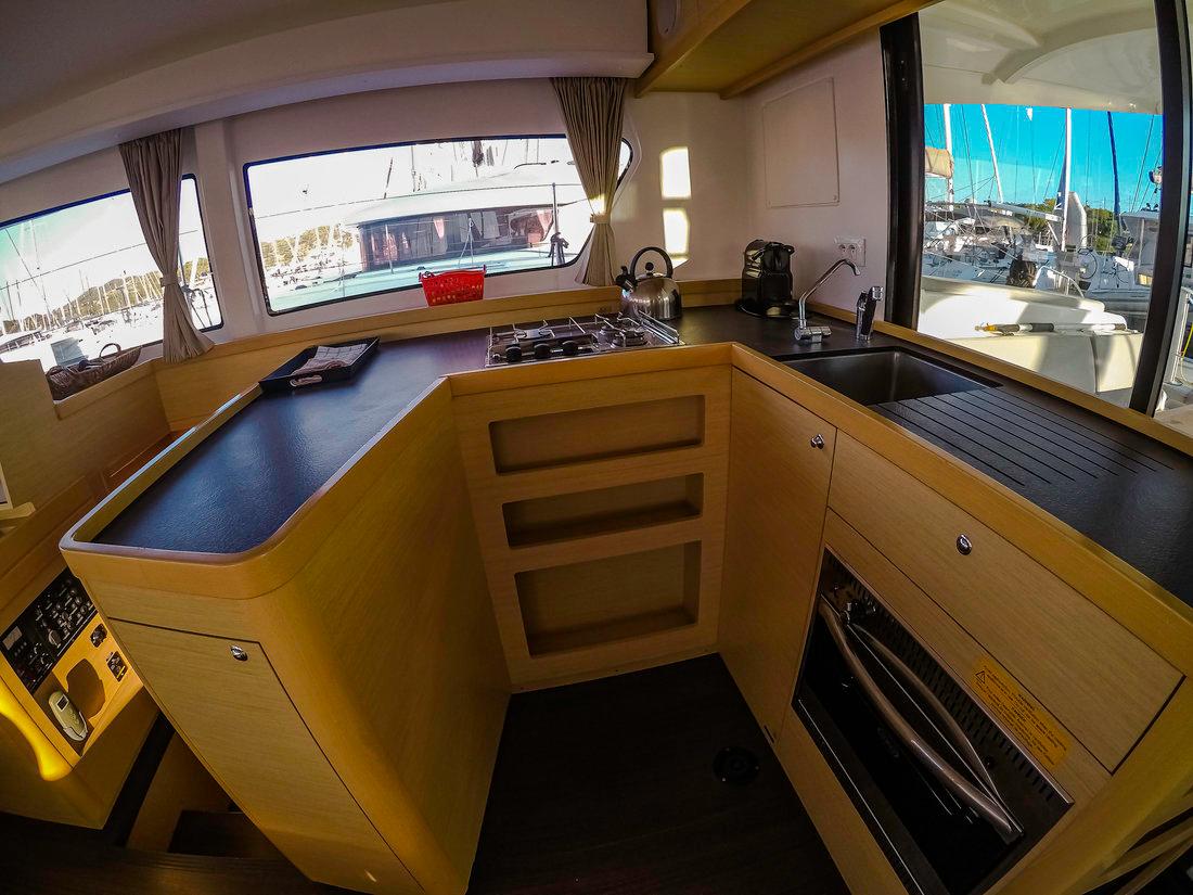 Lagoon 42 - 4 + 2 cab., picture 13