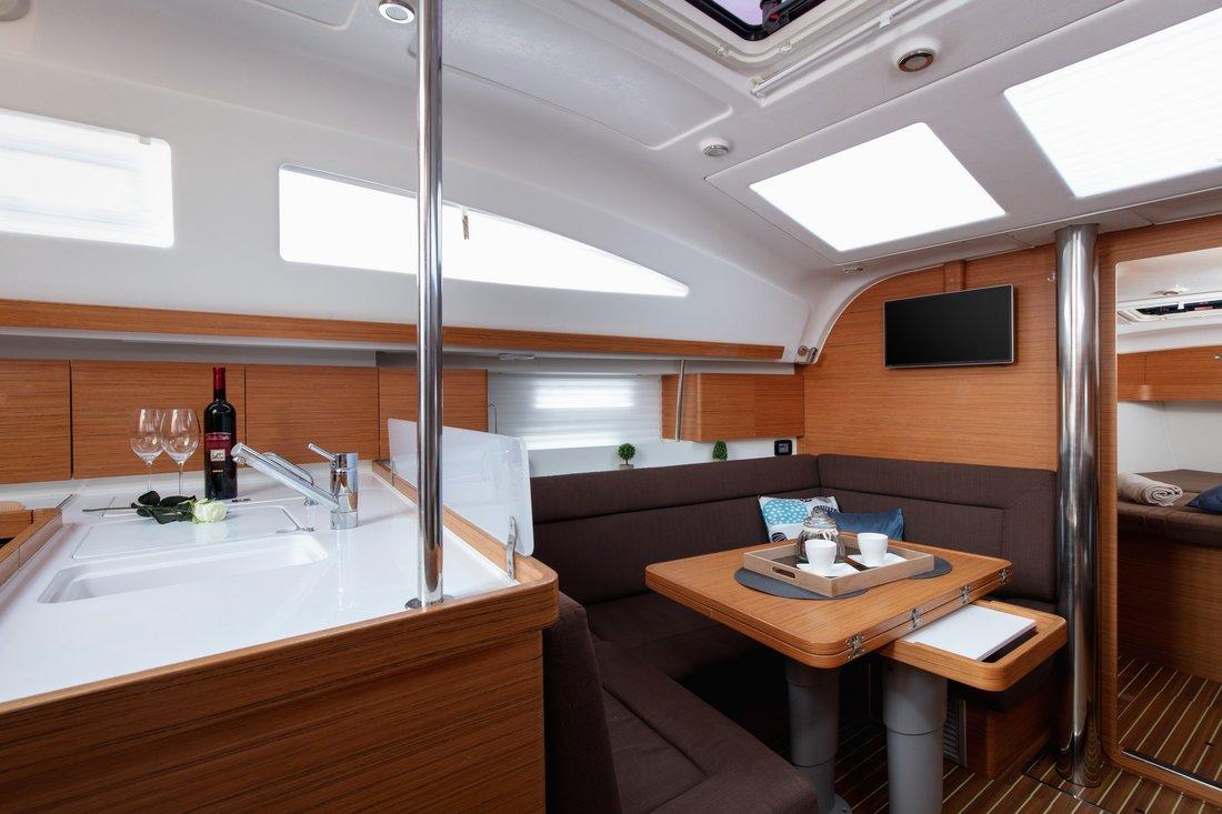 Elan Impression 40, picture 10