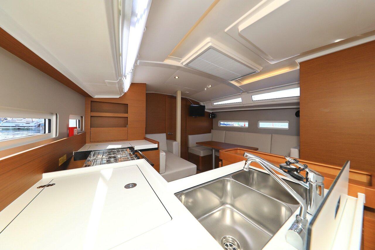 Sun Odyssey 410 - 3 cab., picture 13
