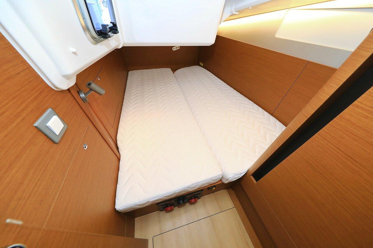 Sun Odyssey 410 - 3 cab., picture 17