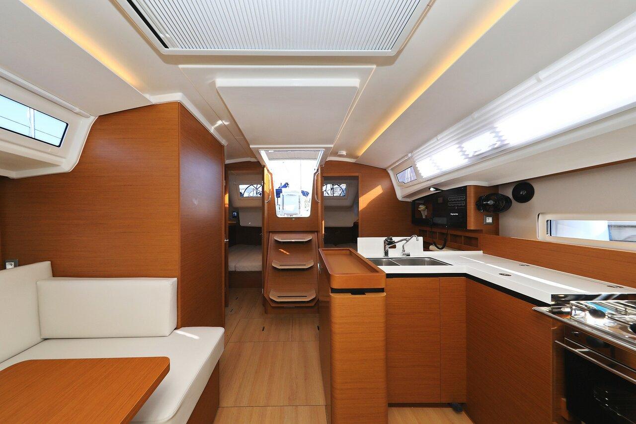 Sun Odyssey 410 - 3 cab., picture 12