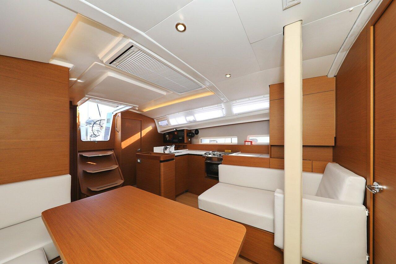 Sun Odyssey 410 - 3 cab., picture 10