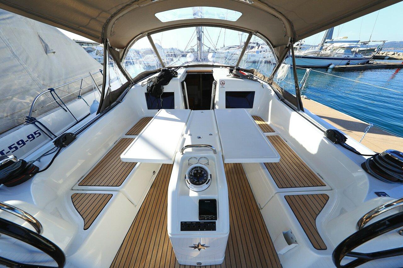 Sun Odyssey 410 - 3 cab., picture 4