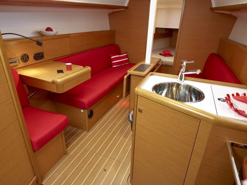 Sun Odyssey 33i - 2 cab., picture 10