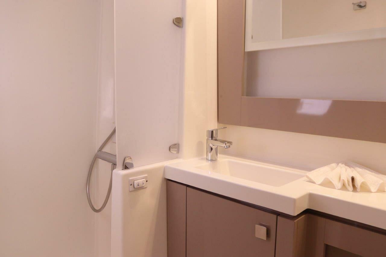 Fountaine Pajot Saba 50 - 6 + 2 cab., picture 22