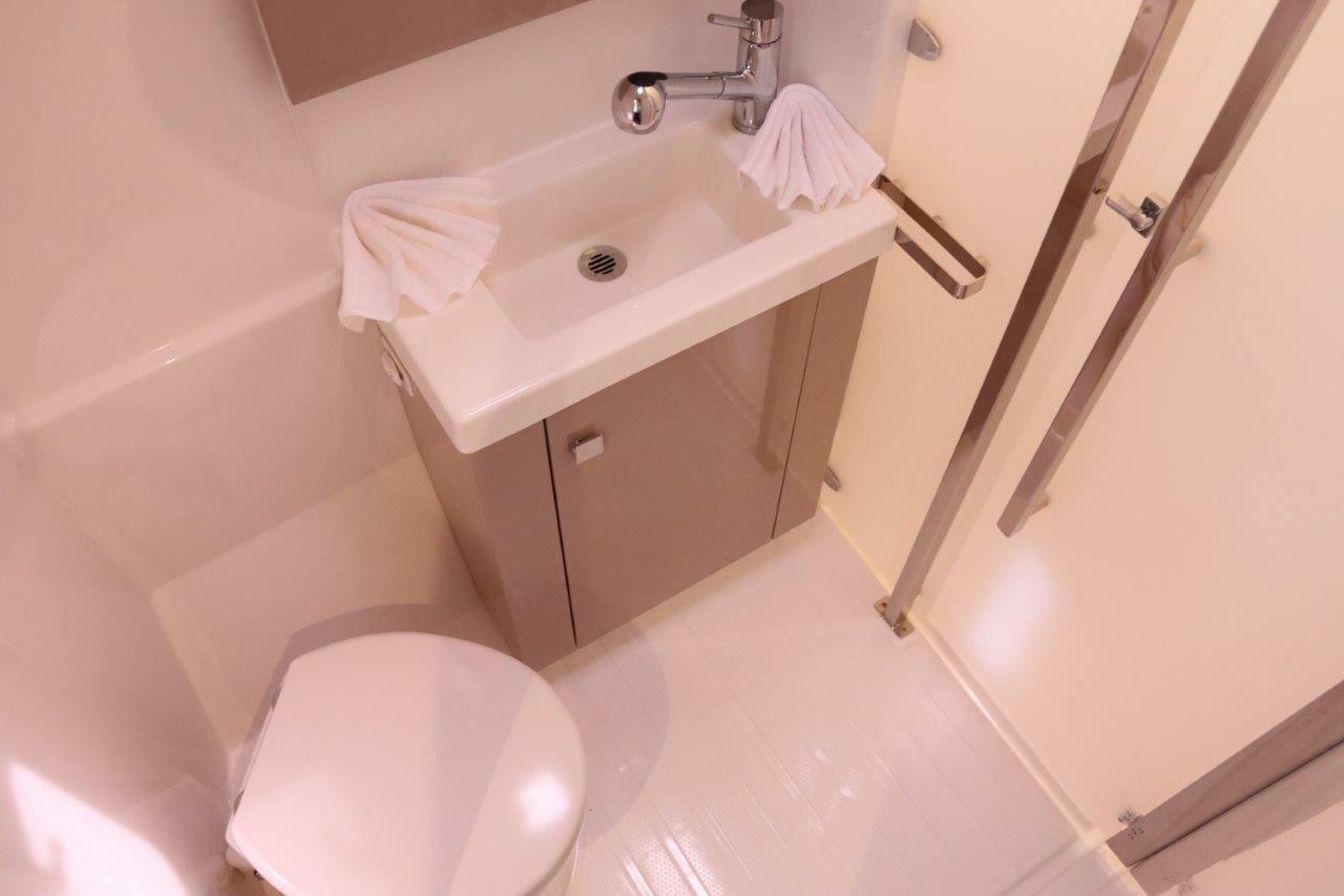 Fountaine Pajot Astrea 42 - 4 + 1 cab., picture 25