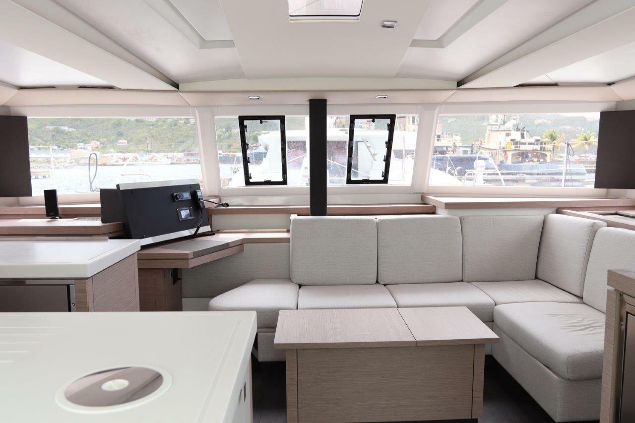 Fountaine Pajot Astrea 42 - 4 + 1 cab., picture 14