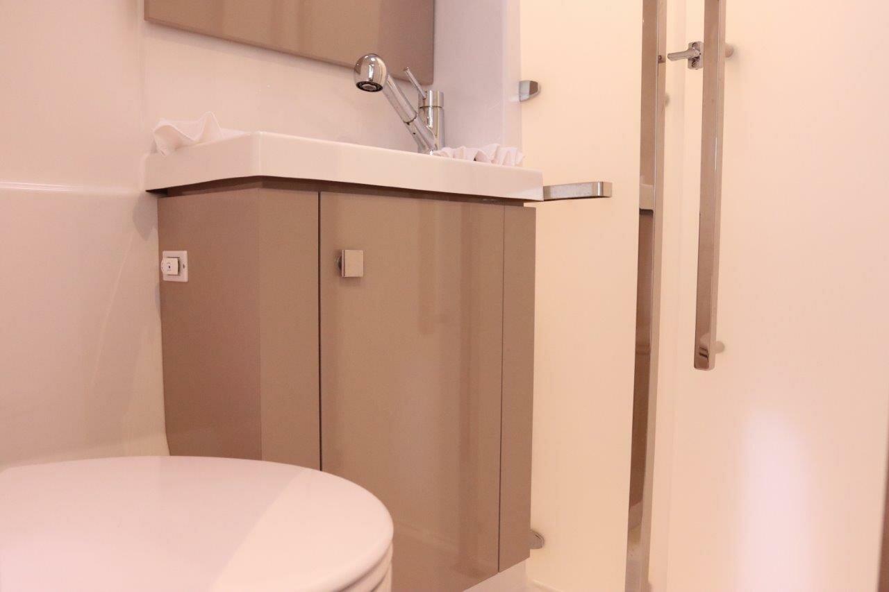 Fountaine Pajot Astrea 42 - 4 + 1 cab., picture 24