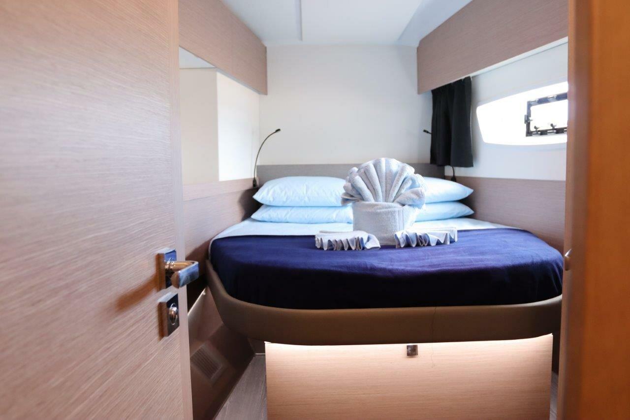 Fountaine Pajot Astrea 42 - 4 + 1 cab., picture 20