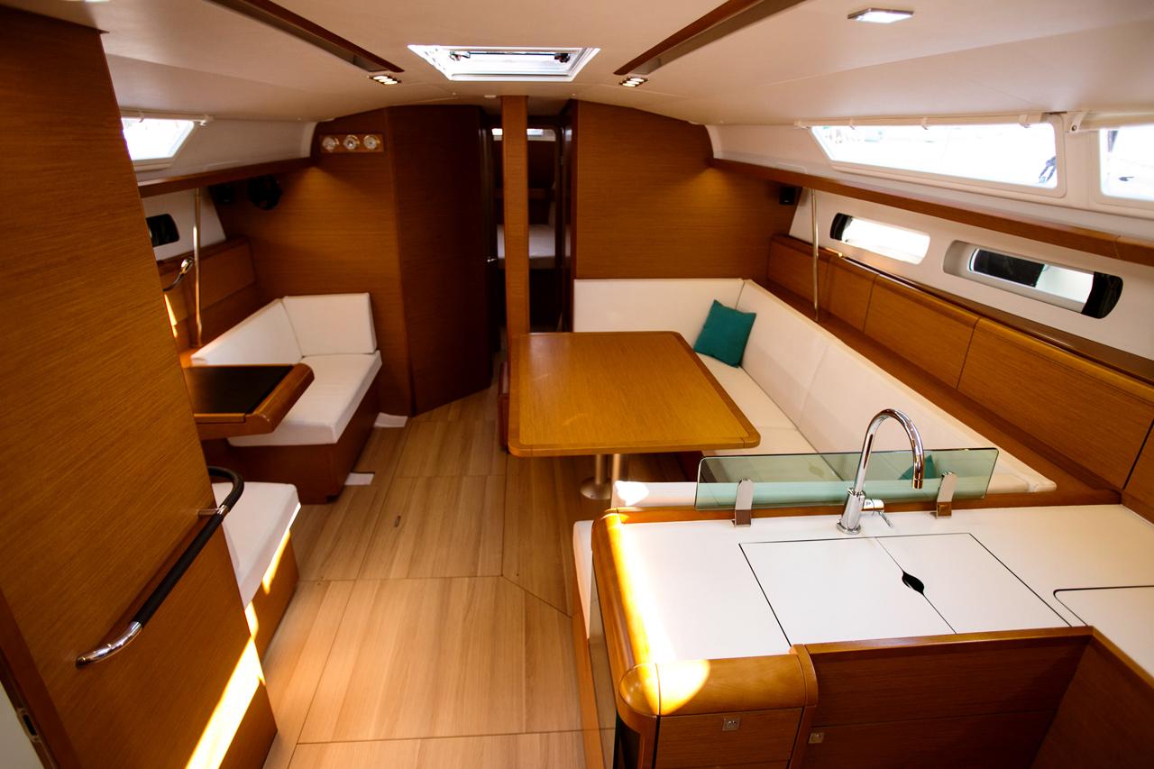 Sun Odyssey 449, picture 4