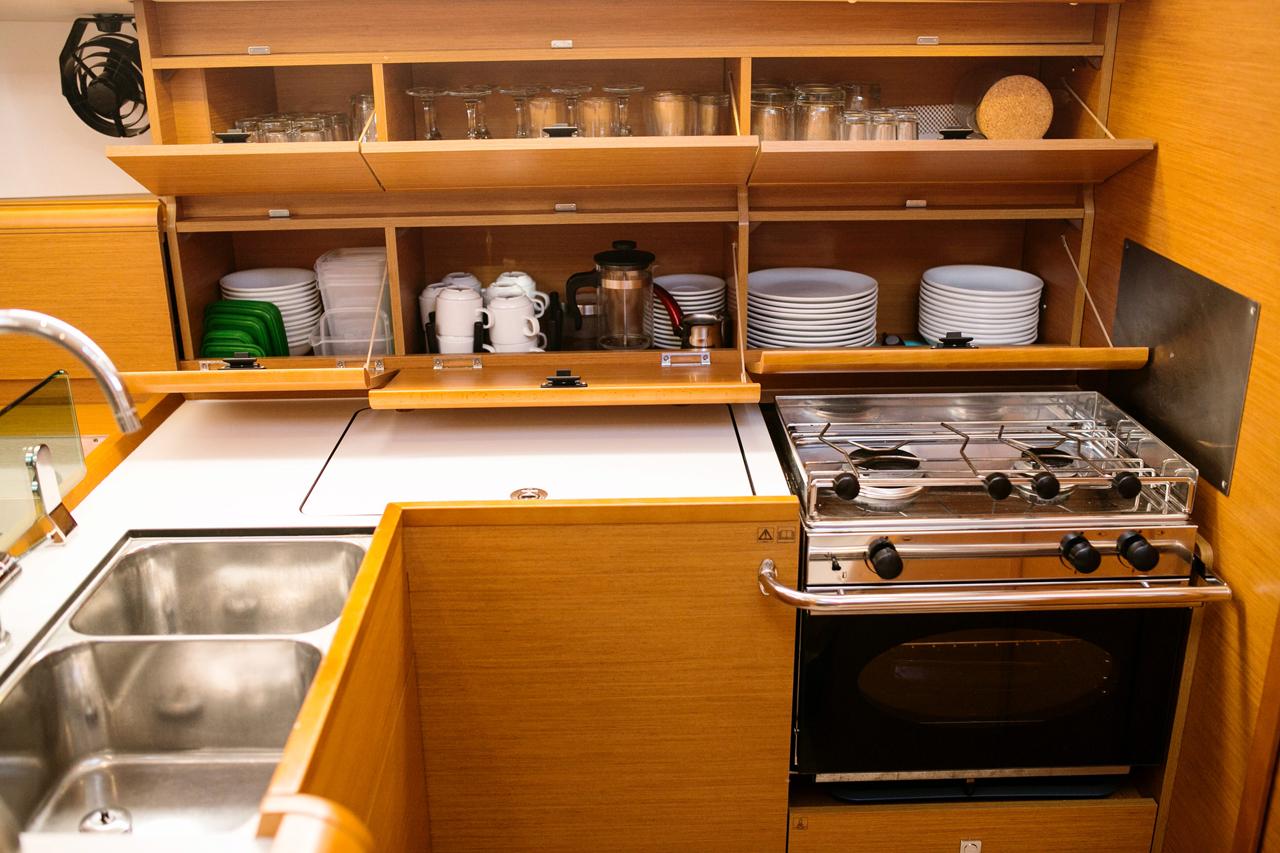 Sun Odyssey 449, picture 9