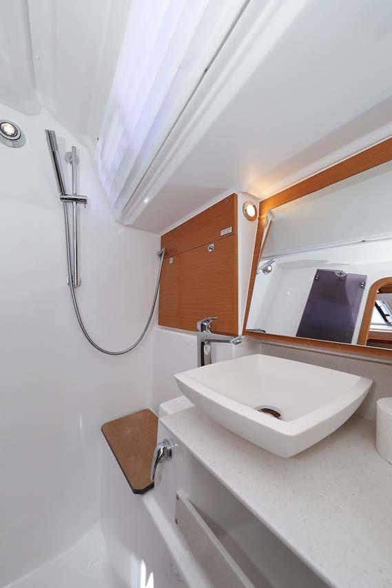 Dufour 430, picture 32