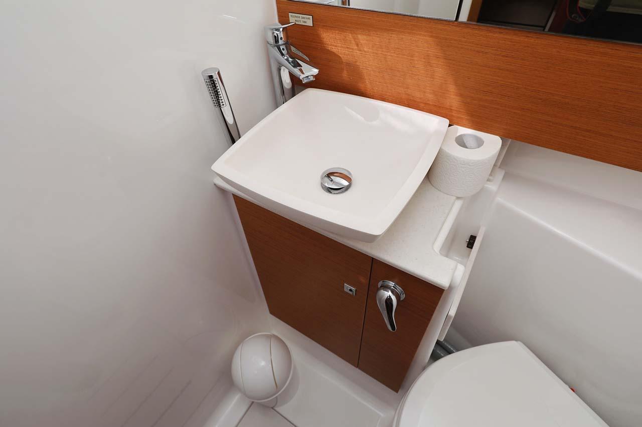 Dufour 430, picture 29