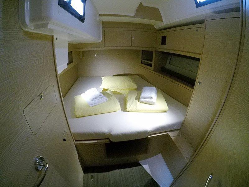 Dufour 530 - 4 + 1 cab., picture 14