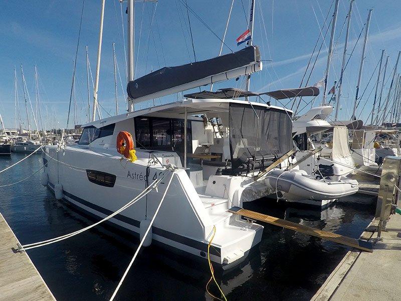 Fountaine Pajot Astrea 42 - 4 + 2 cab., picture 3
