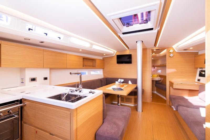 Grand Soleil 44 Performance, picture 4