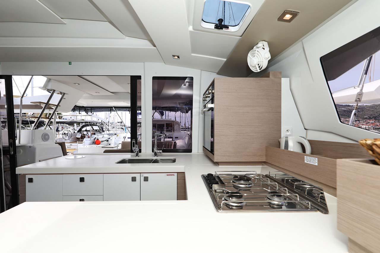 Fountaine Pajot Astrea 42 - 4 + 2 cab., picture 20