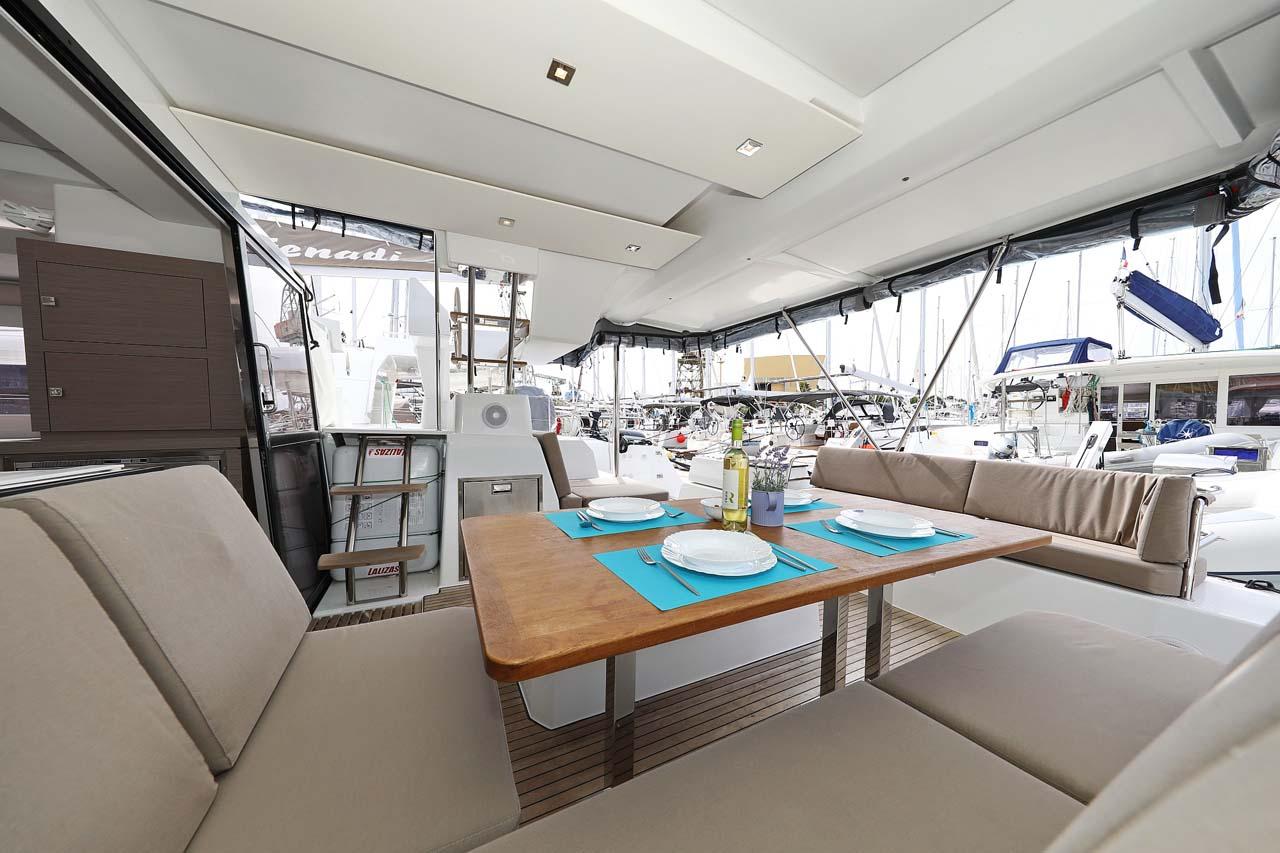 Fountaine Pajot Astrea 42 - 4 + 2 cab., picture 11