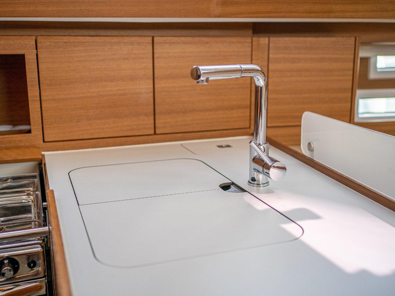 Elan Impression 40.1, picture 13