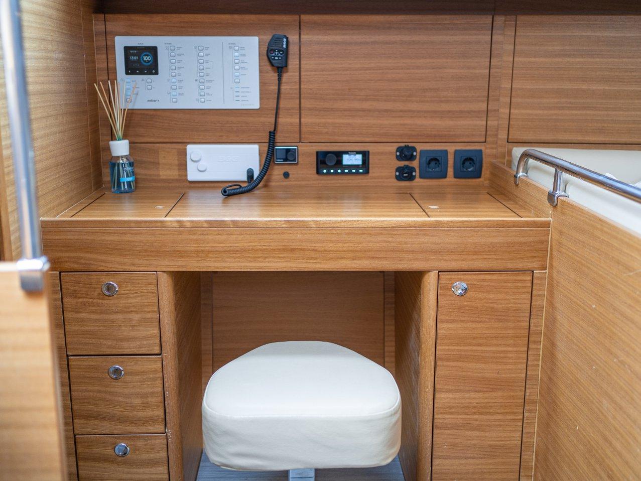 Elan Impression 45.1, picture 12