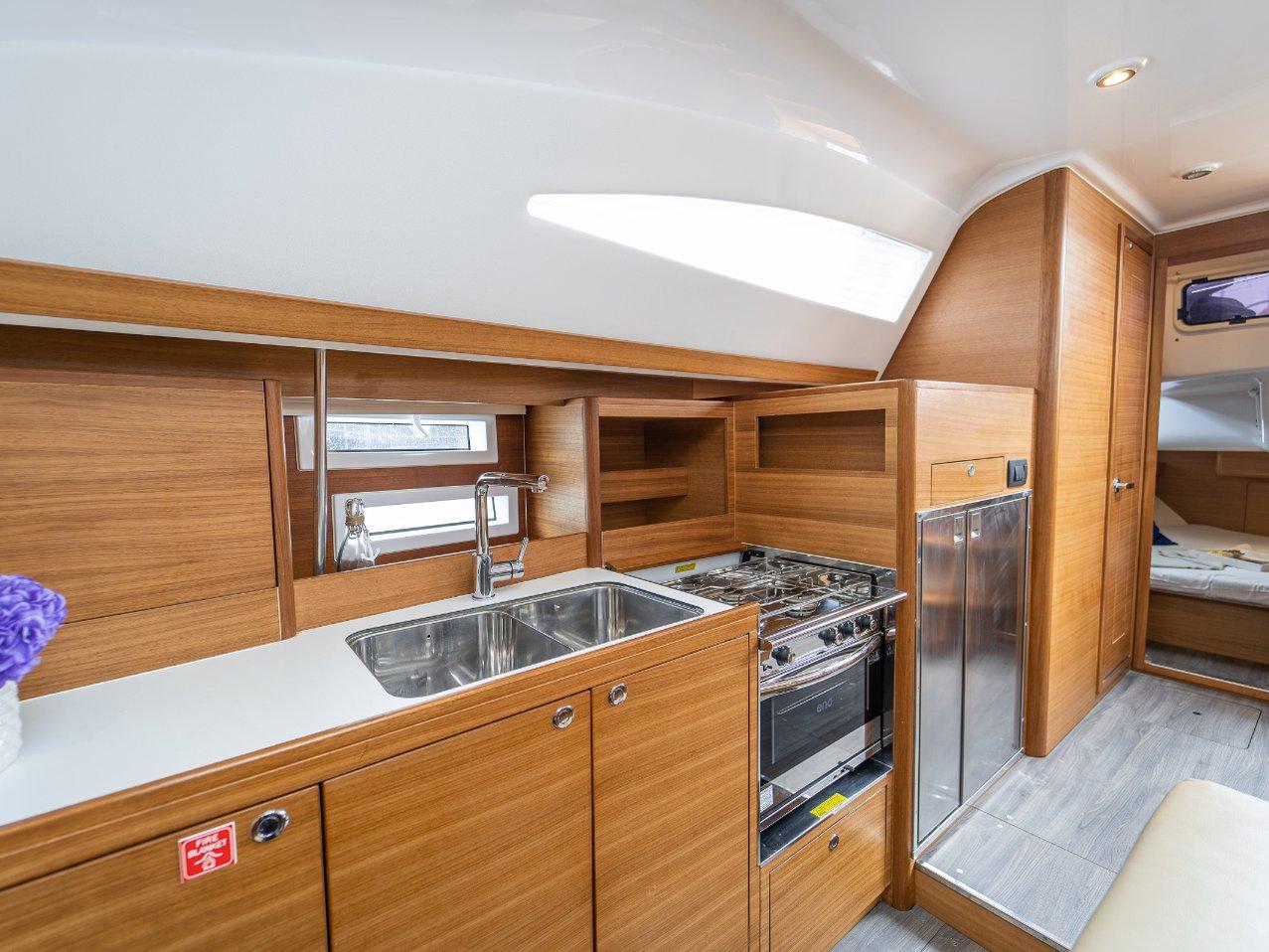 Elan Impression 45.1, picture 10