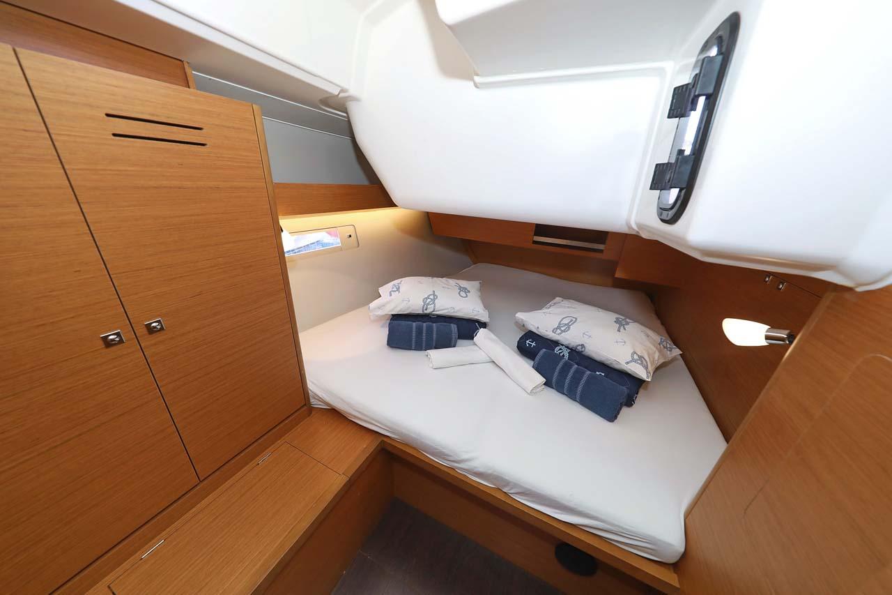 Dufour 430, picture 22