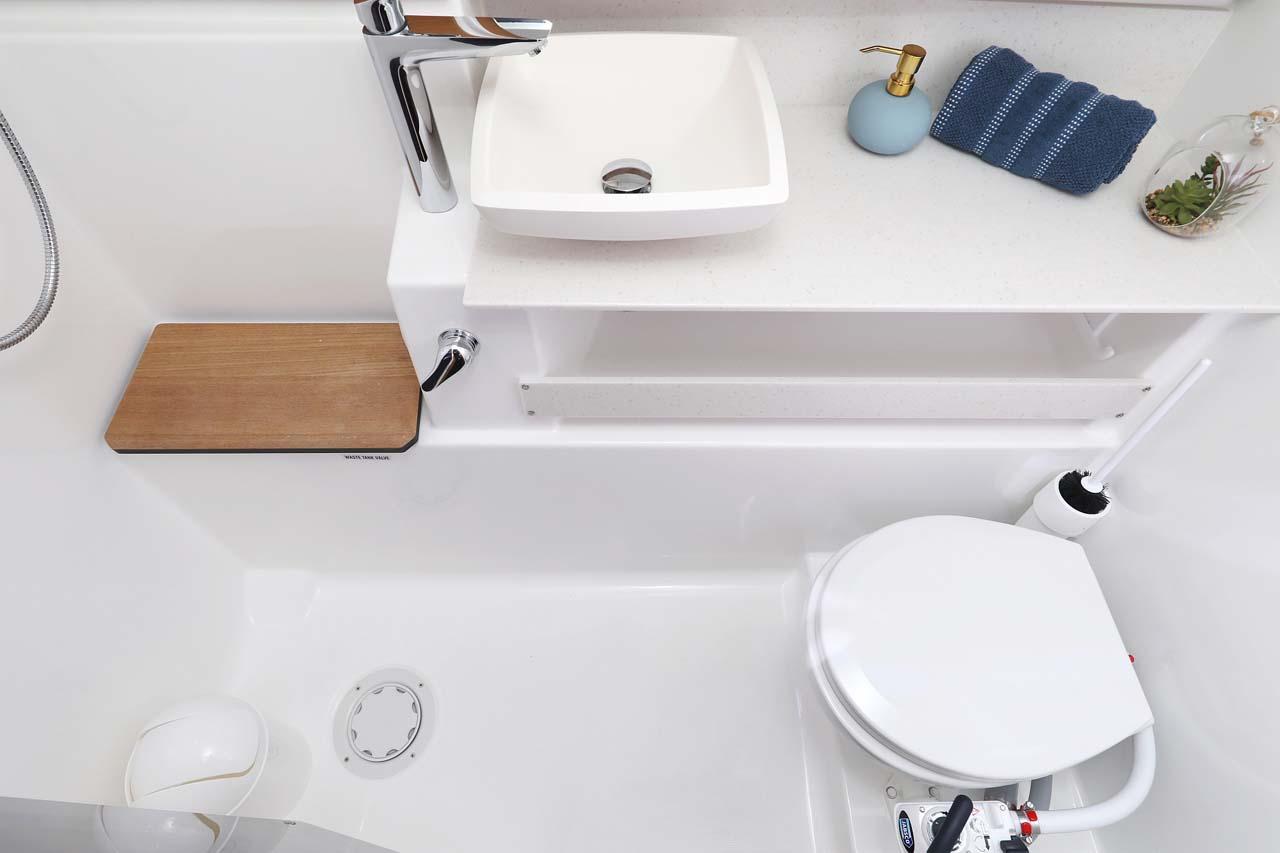 Dufour 430, picture 30