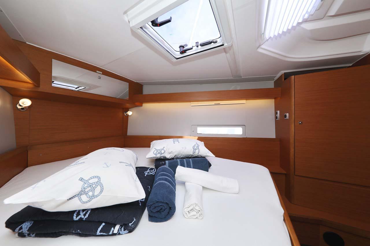Dufour 430, picture 19