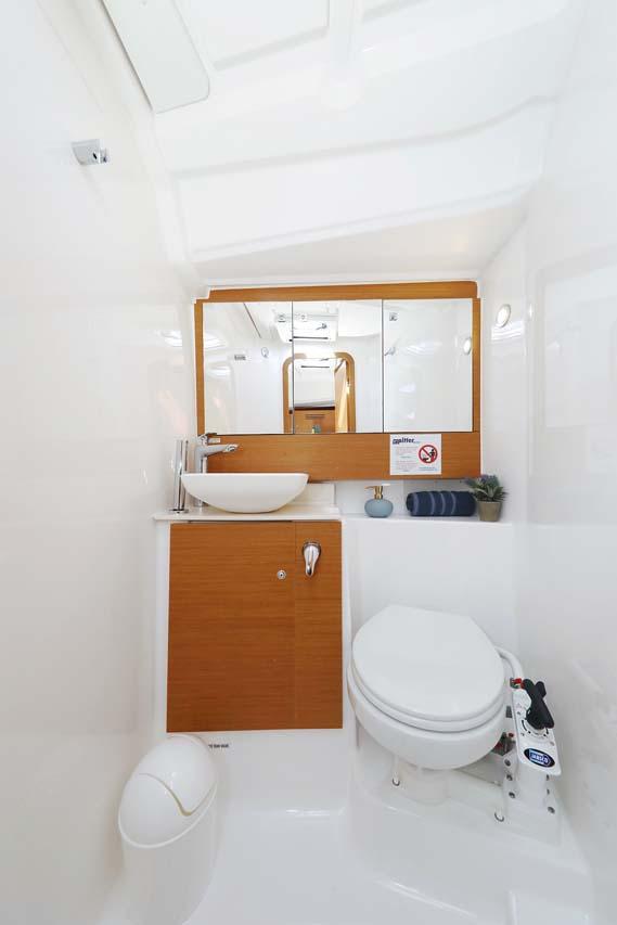 Dufour 430, picture 27