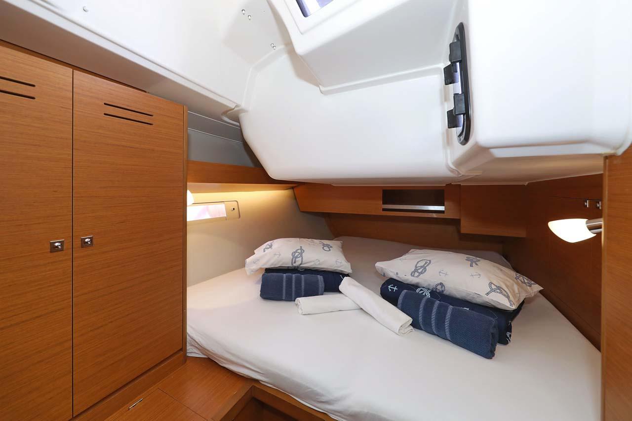 Dufour 430, picture 23