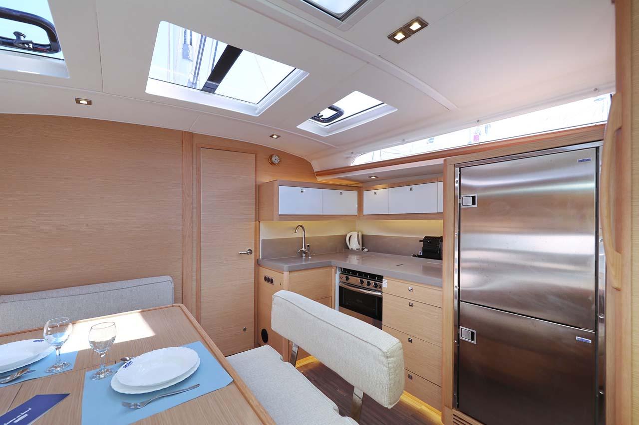 Dufour 470 - 4 cab., picture 12