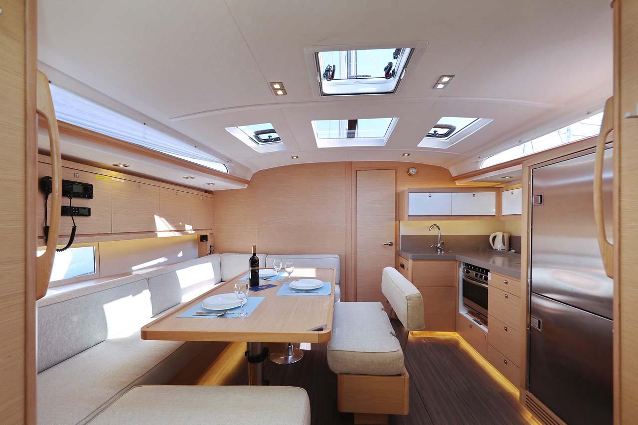Dufour 470 - 4 cab., picture 10