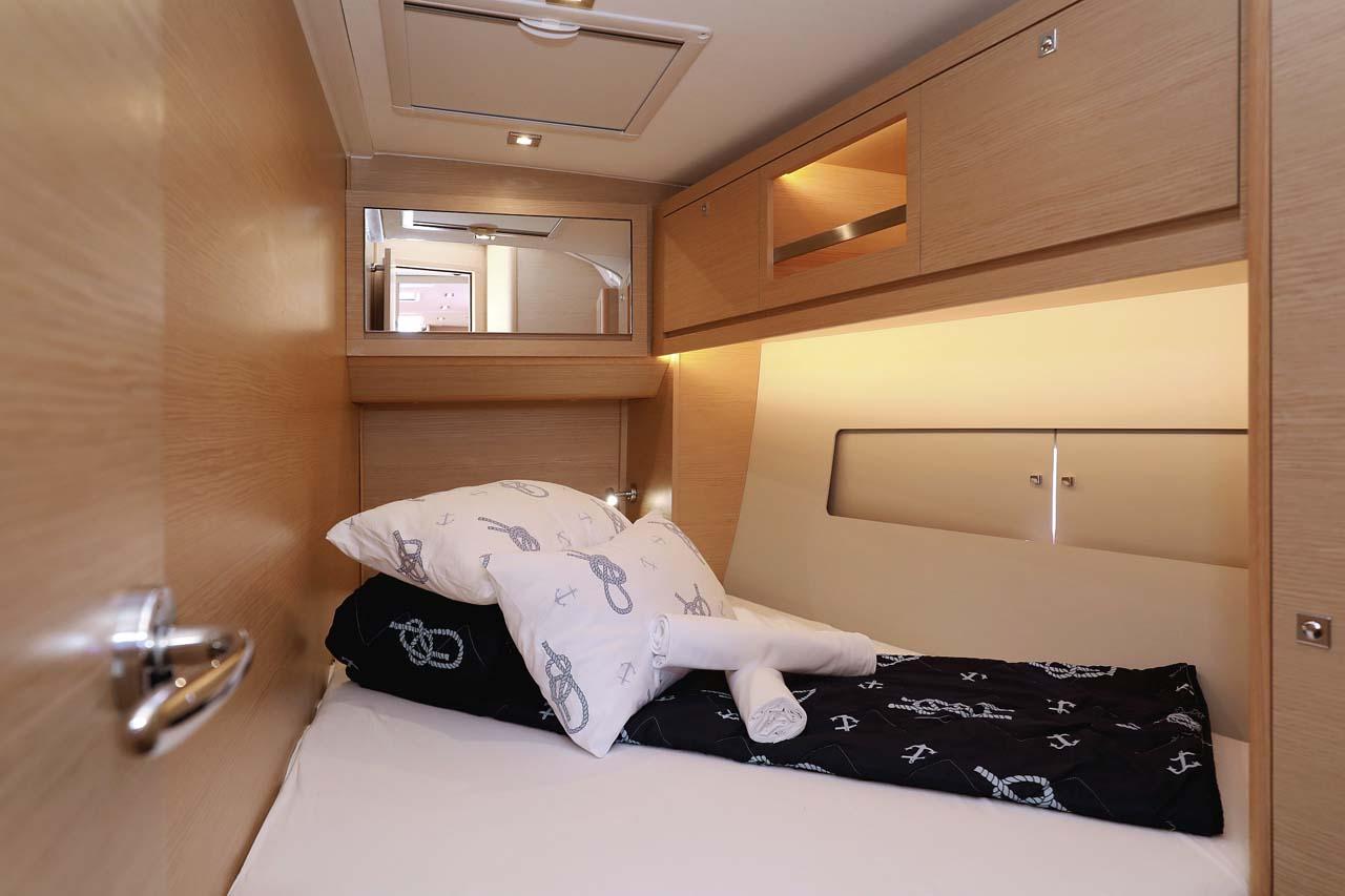 Dufour 470 - 4 cab., picture 21