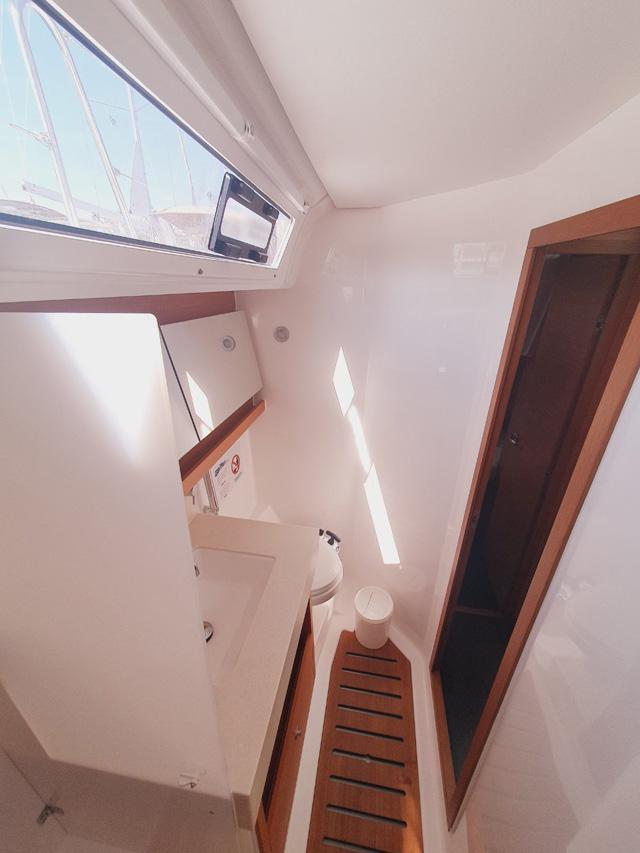 Dufour 470 - 4 cab., picture 22