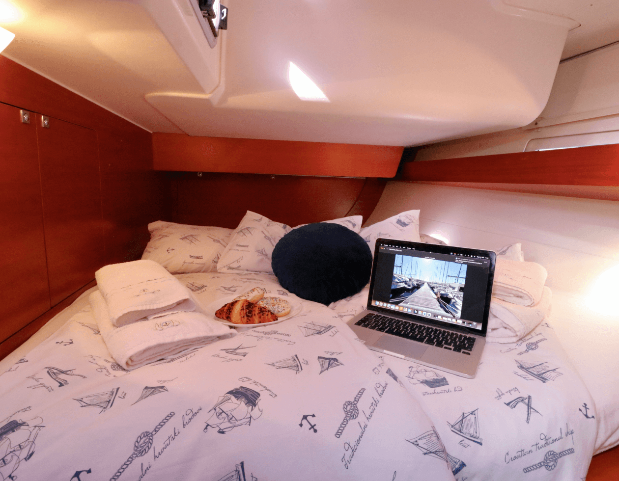 Dufour 460 GL, picture 10