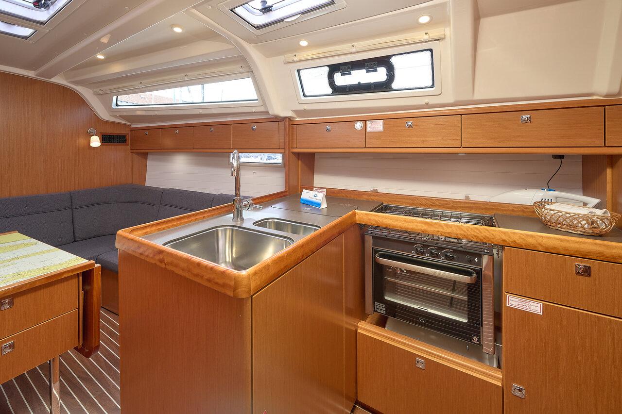 Bavaria Cruiser 37 - 3 cab., picture 16