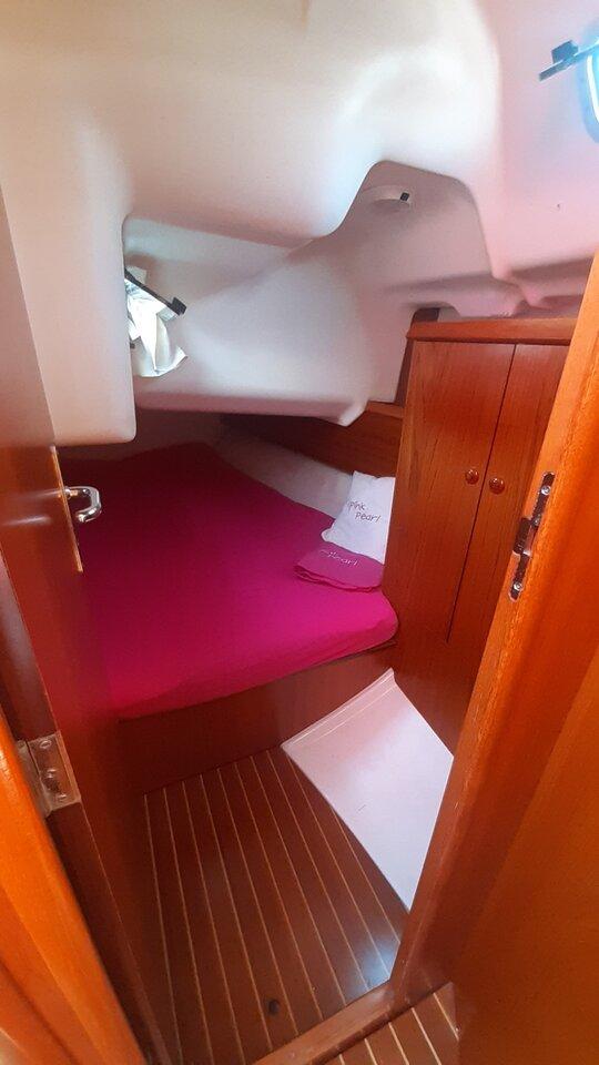 Sun Odyssey 37, picture 7