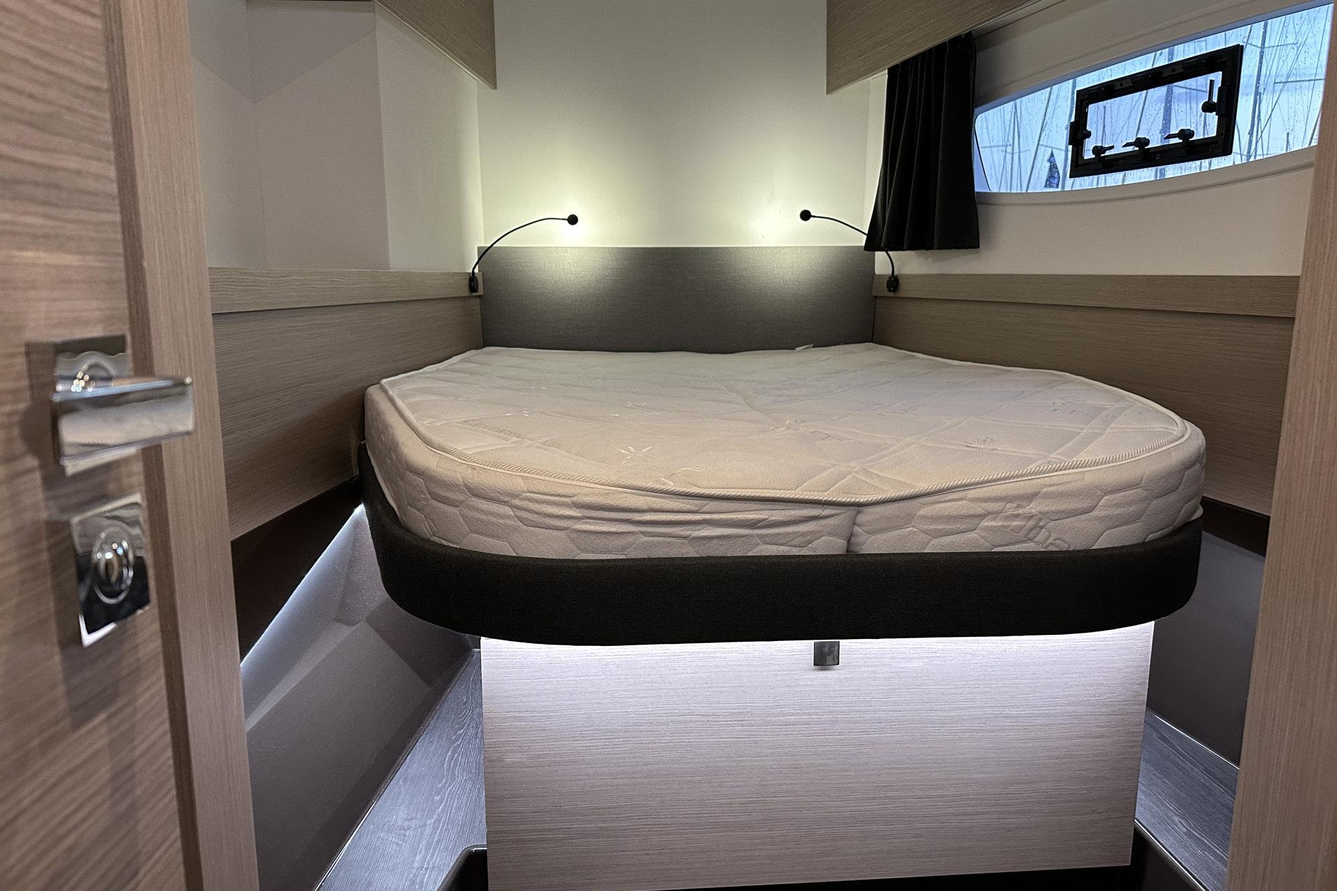 Fountaine Pajot Astrea 42, picture 19