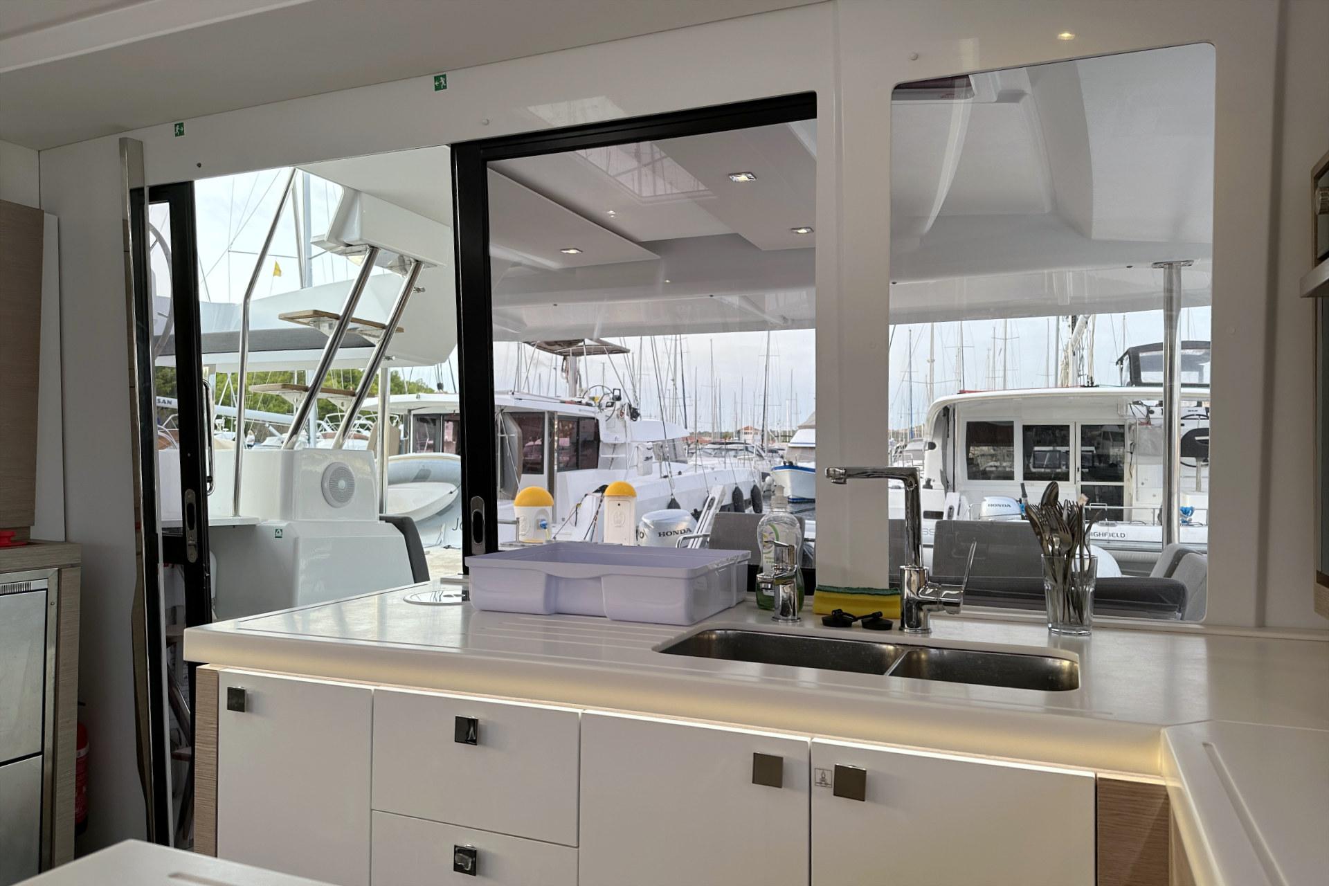 Fountaine Pajot Astrea 42, picture 14