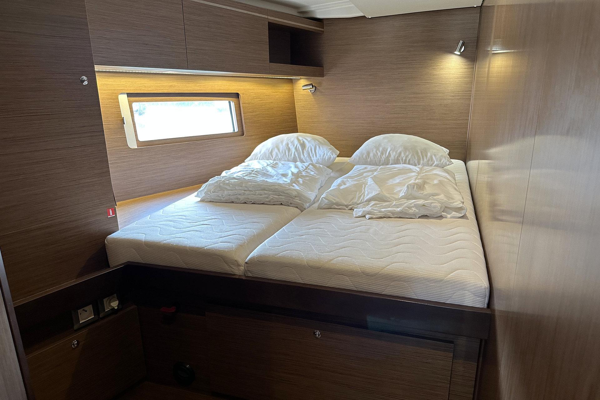 Oceanis 51.1, picture 15