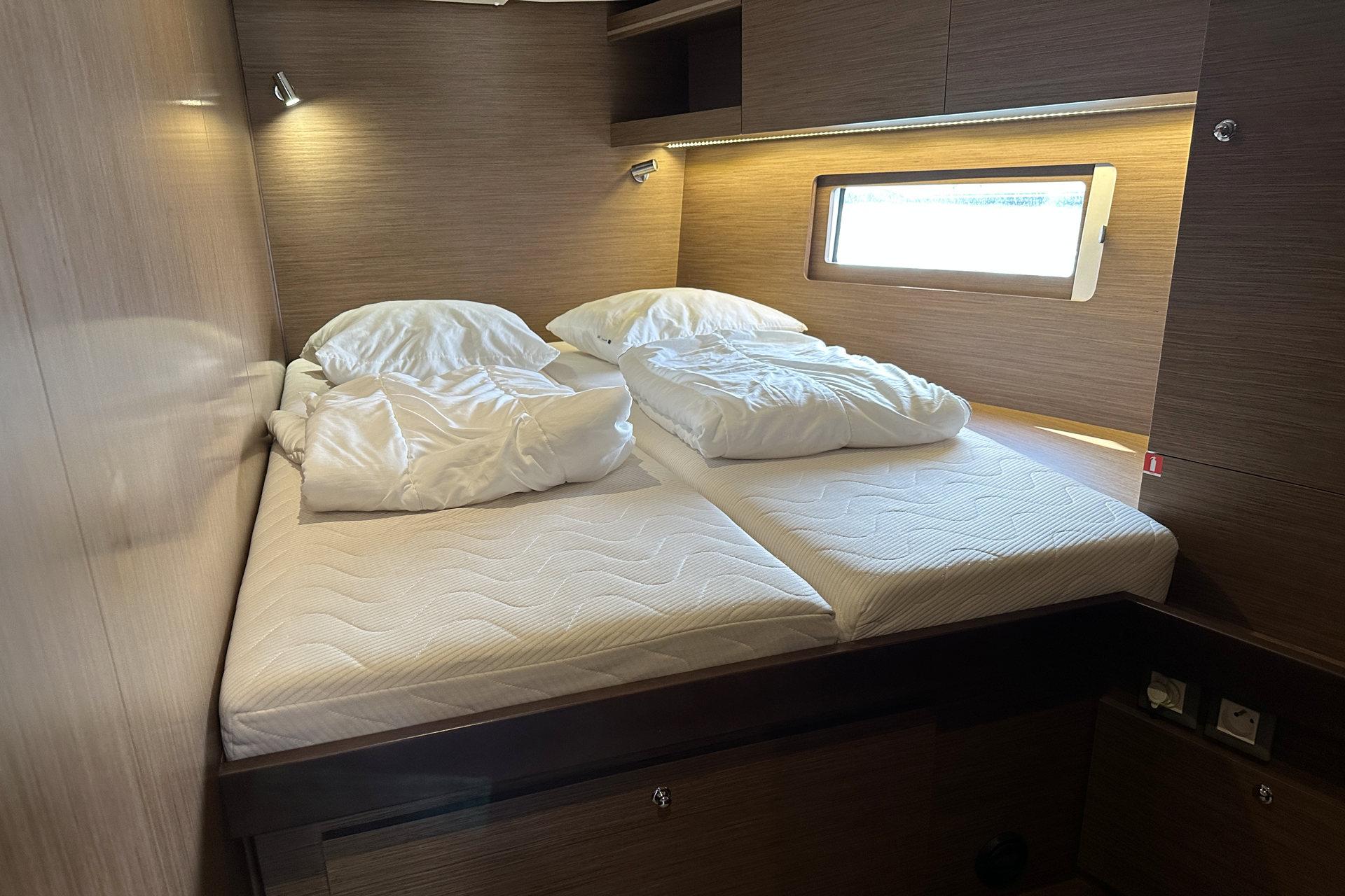 Oceanis 51.1, picture 16