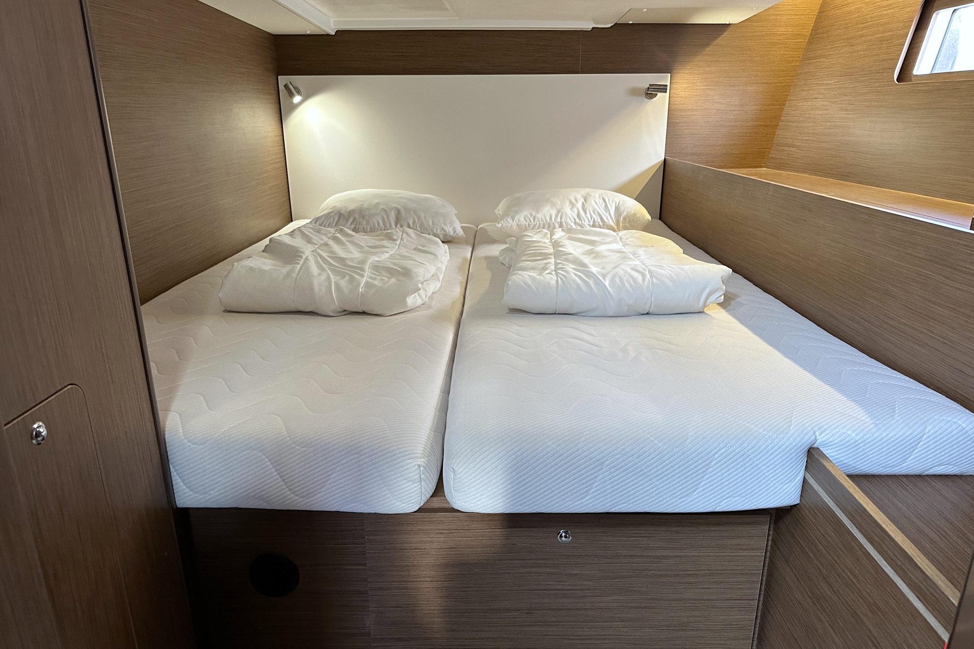 Oceanis 51.1, picture 18