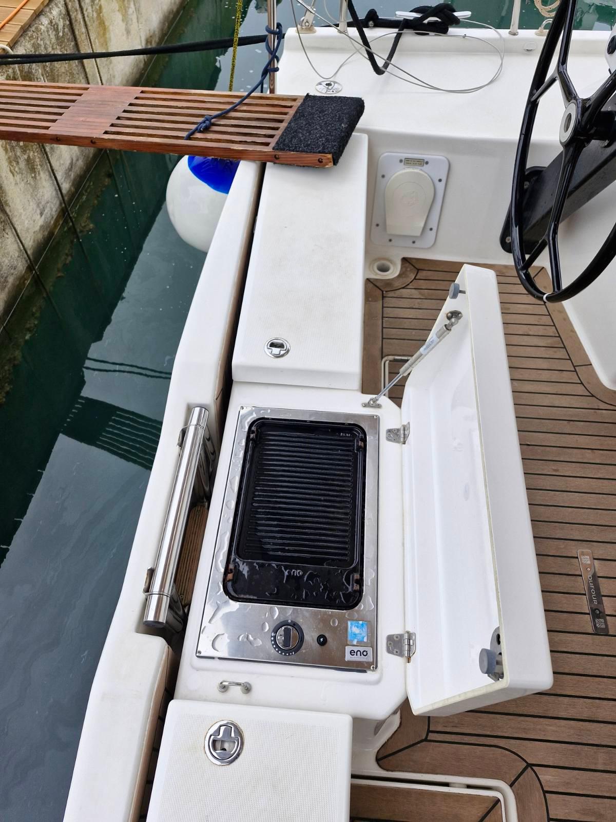 Dufour 390, picture 17