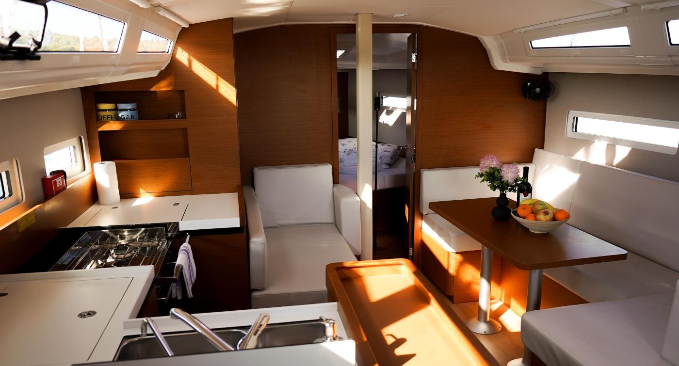 Sun Odyssey 410 - 3 cab., picture 16