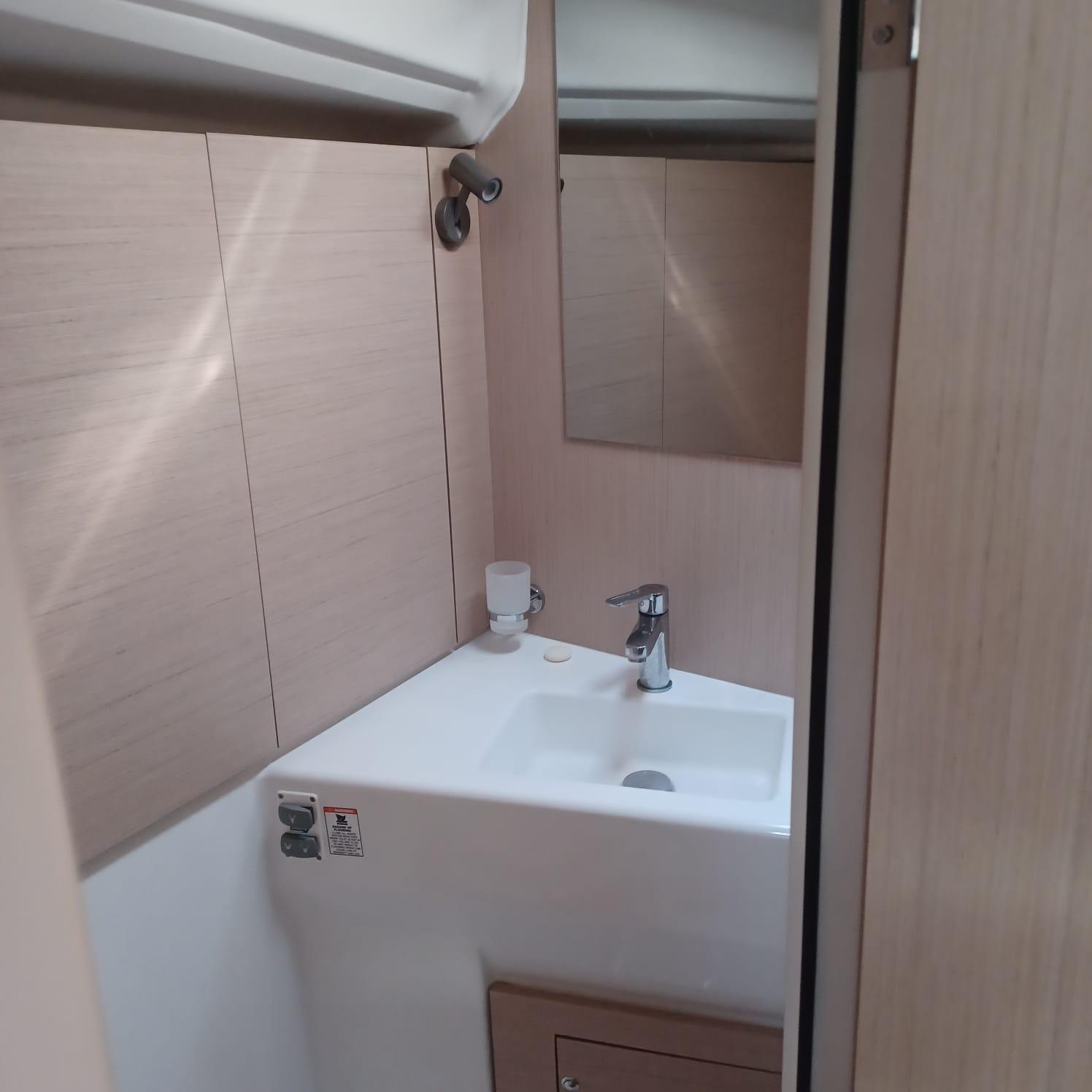 Oceanis 40.1 - 3 cab., picture 18