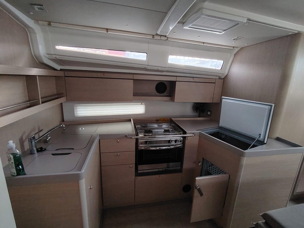 Oceanis 40.1 - 3 cab., picture 7
