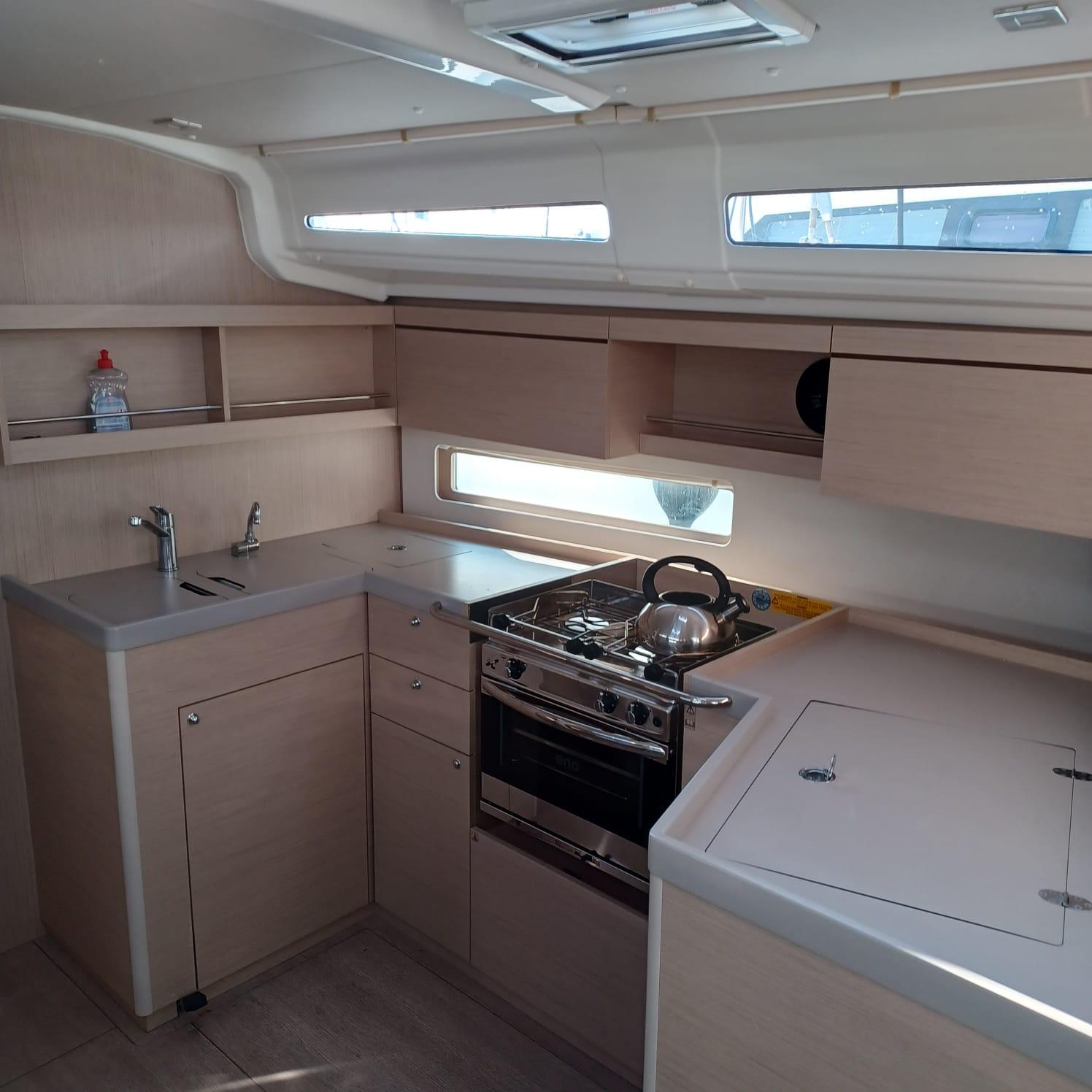 Oceanis 40.1 - 3 cab., picture 9