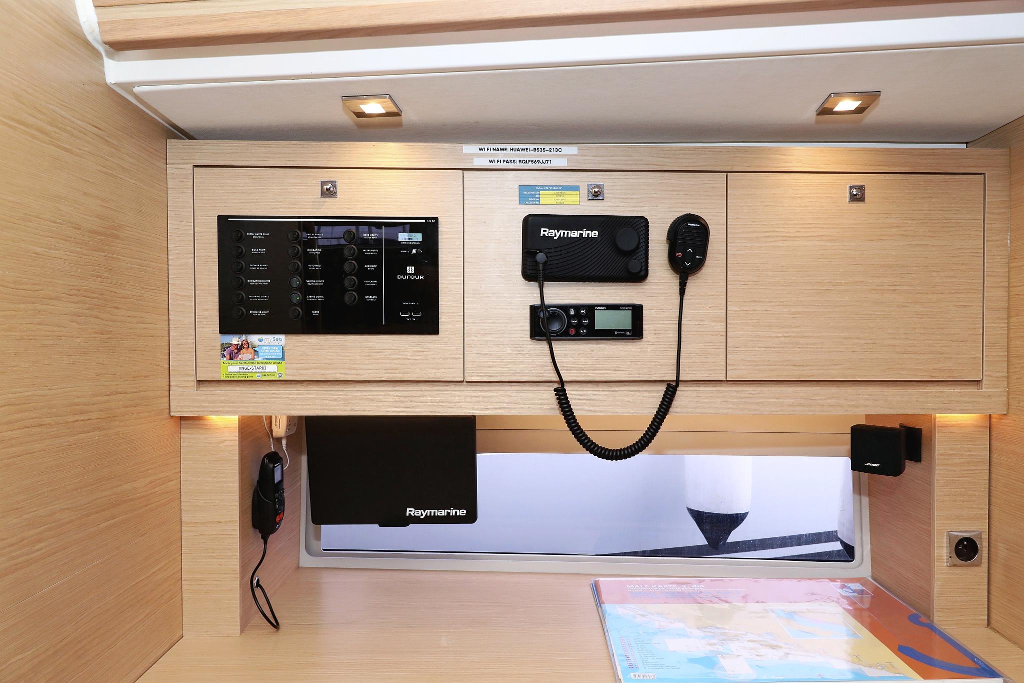 Dufour 470 - 3 cab., picture 45