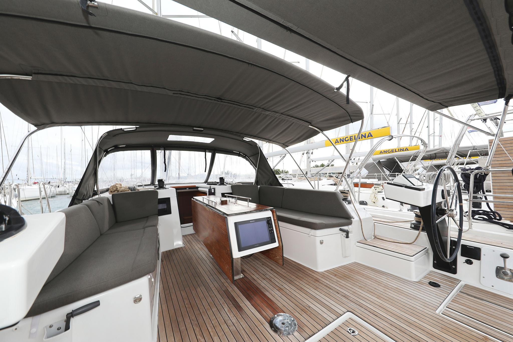 Dufour 470 - 3 cab., picture 6